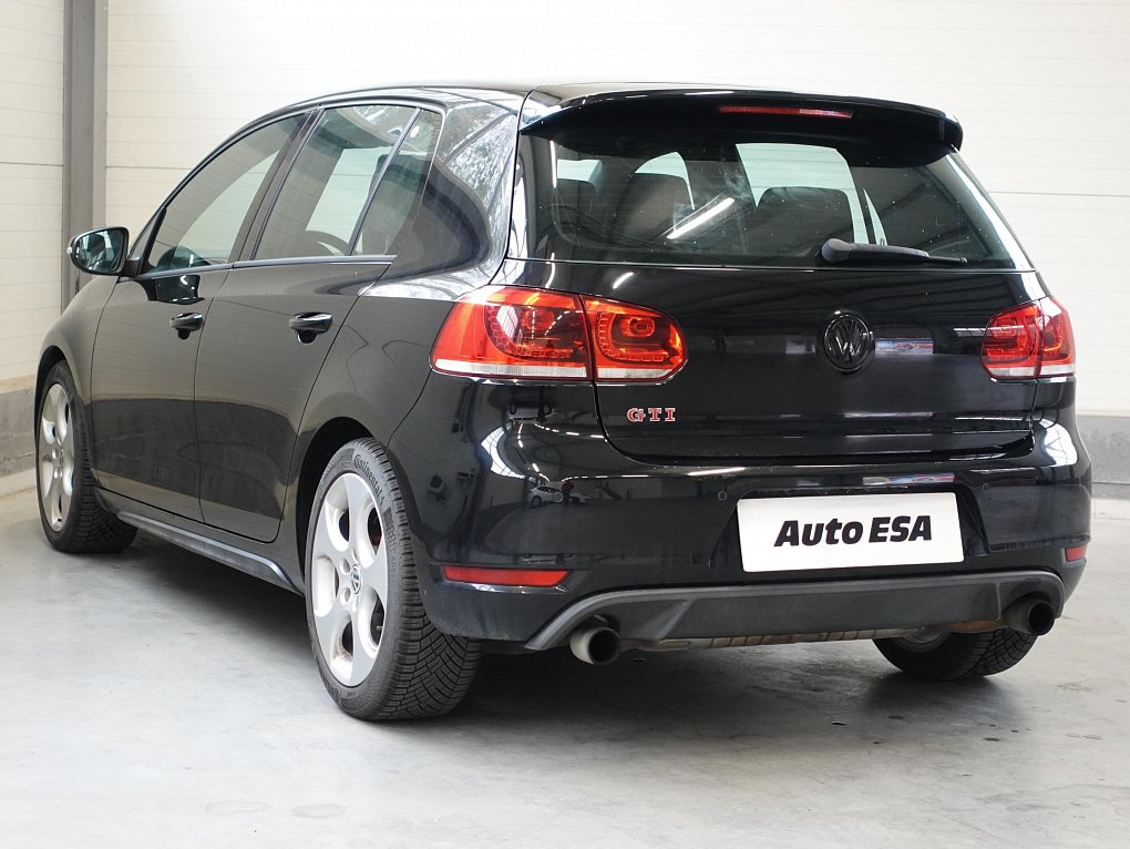 Volkswagen Golf 2.0 TSi GTi