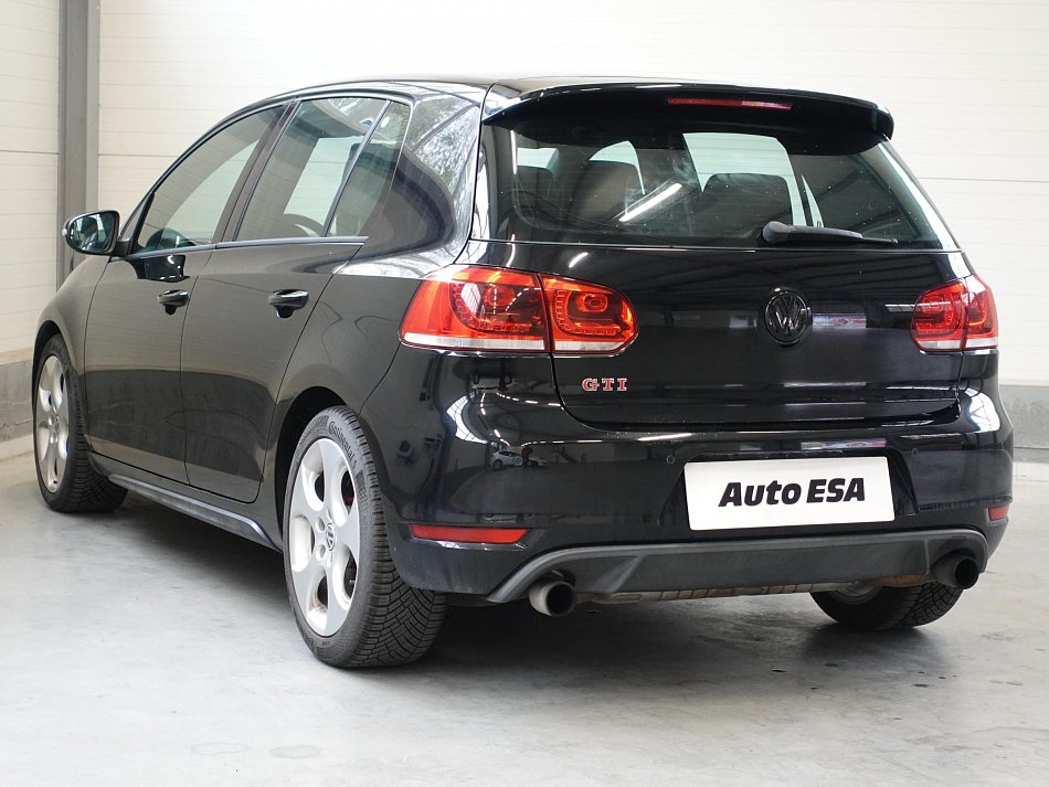 Volkswagen Golf 2.0 TSi GTi