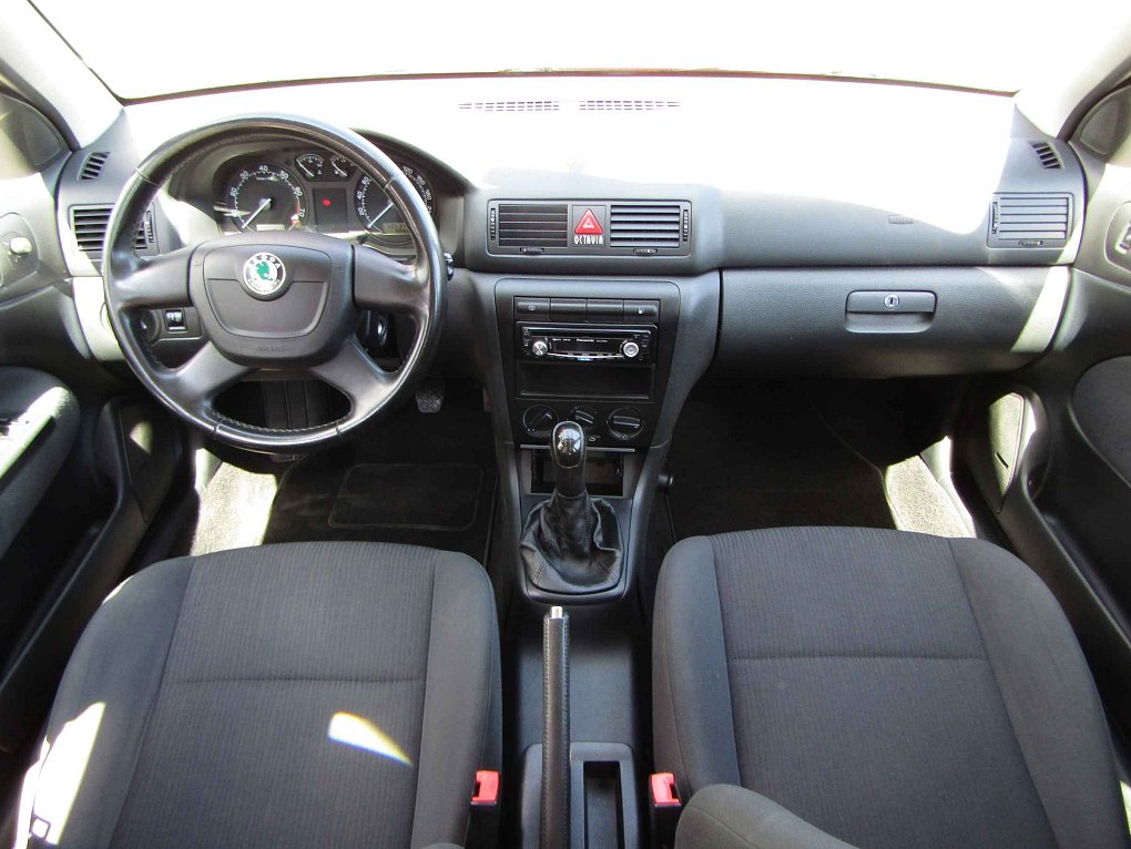 Škoda Octavia 1.6i 