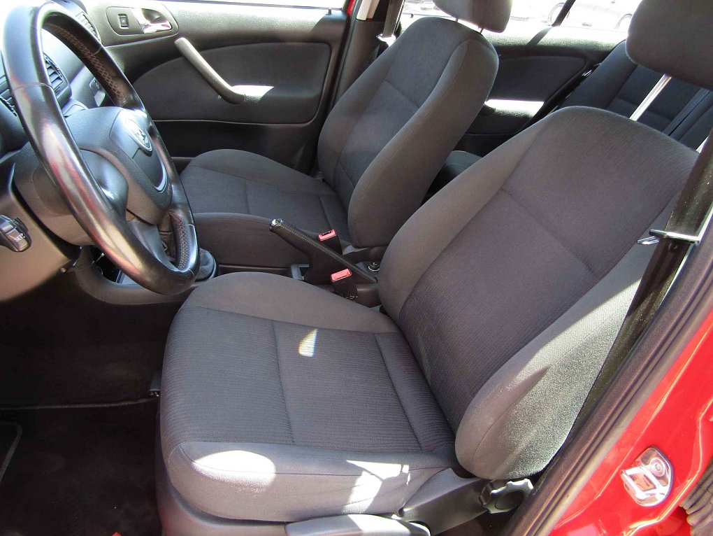 Škoda Octavia 1.6i 
