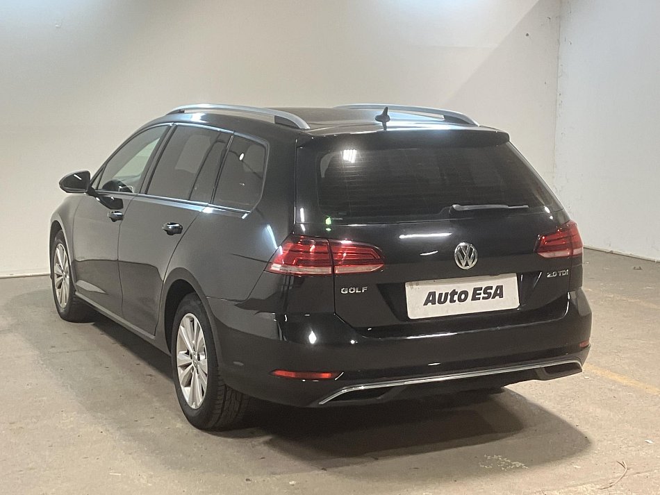 Volkswagen Golf 2.0 TDi 