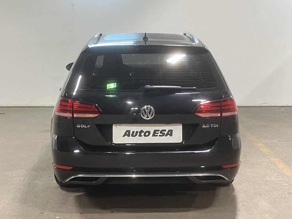 Volkswagen Golf 2.0 TDi 