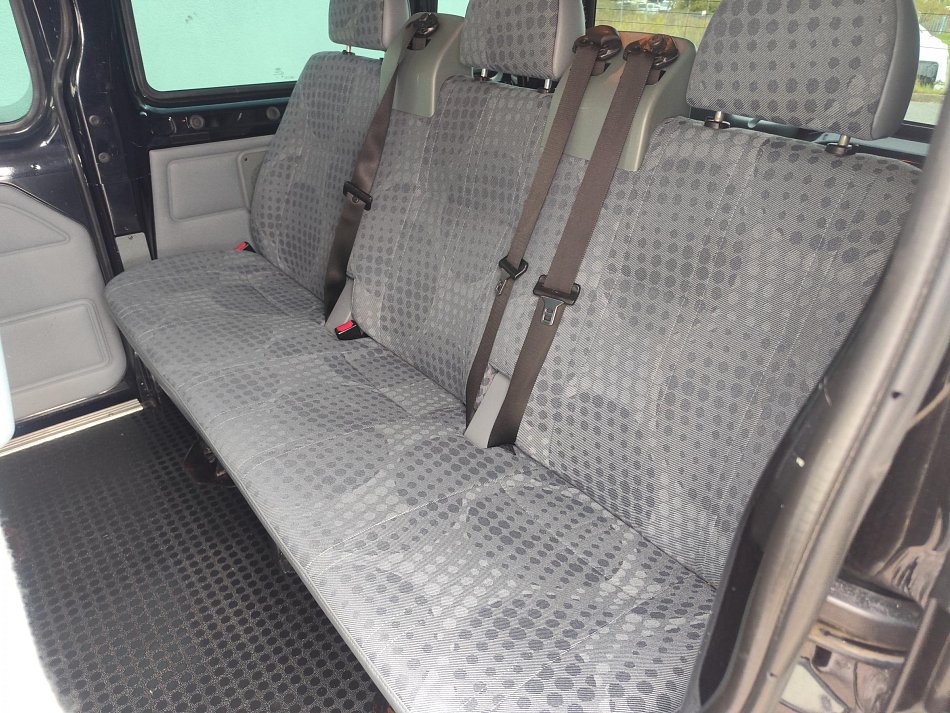 Ford Transit 2.2TDCi Trend L2H1 8míst