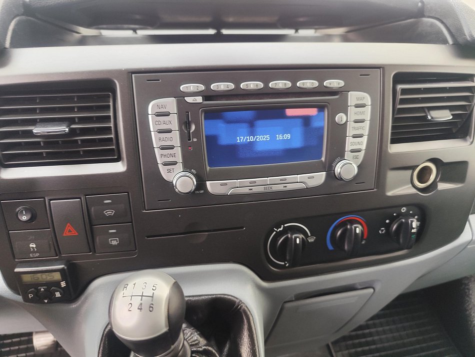 Ford Transit 2.2TDCi Trend L2H1 8míst