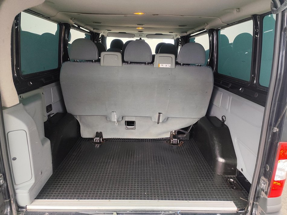 Ford Transit 2.2TDCi Trend L2H1 8míst