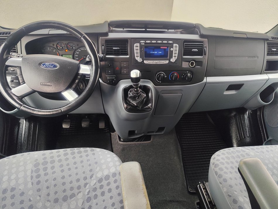 Ford Transit 2.2TDCi Trend L2H1 8míst