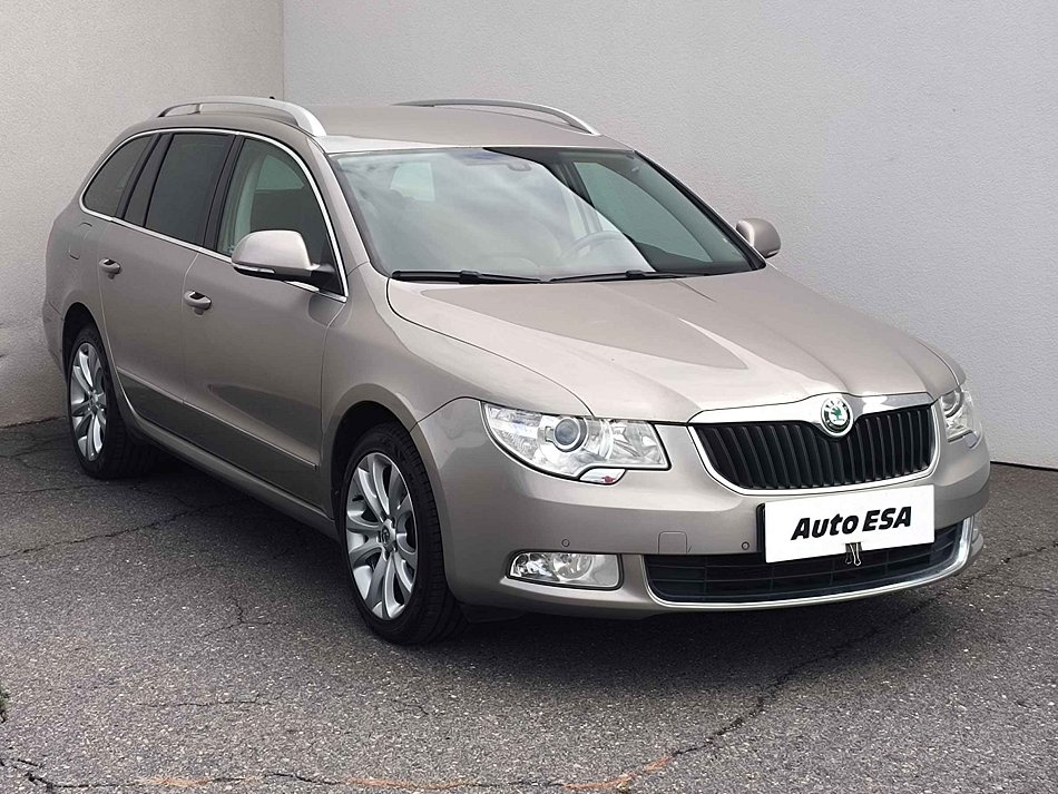 Škoda Superb II 2.0TDi Elegance 4x4
