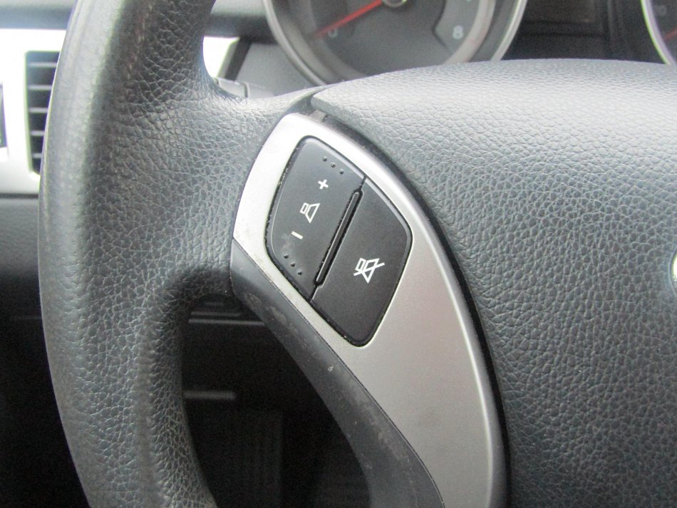 Hyundai I30 1.4i Trikolor