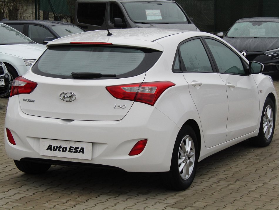 Hyundai I30 1.4i Trikolor