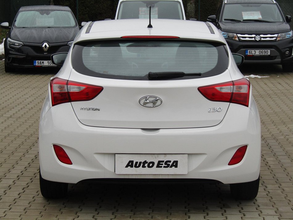 Hyundai I30 1.4i Trikolor