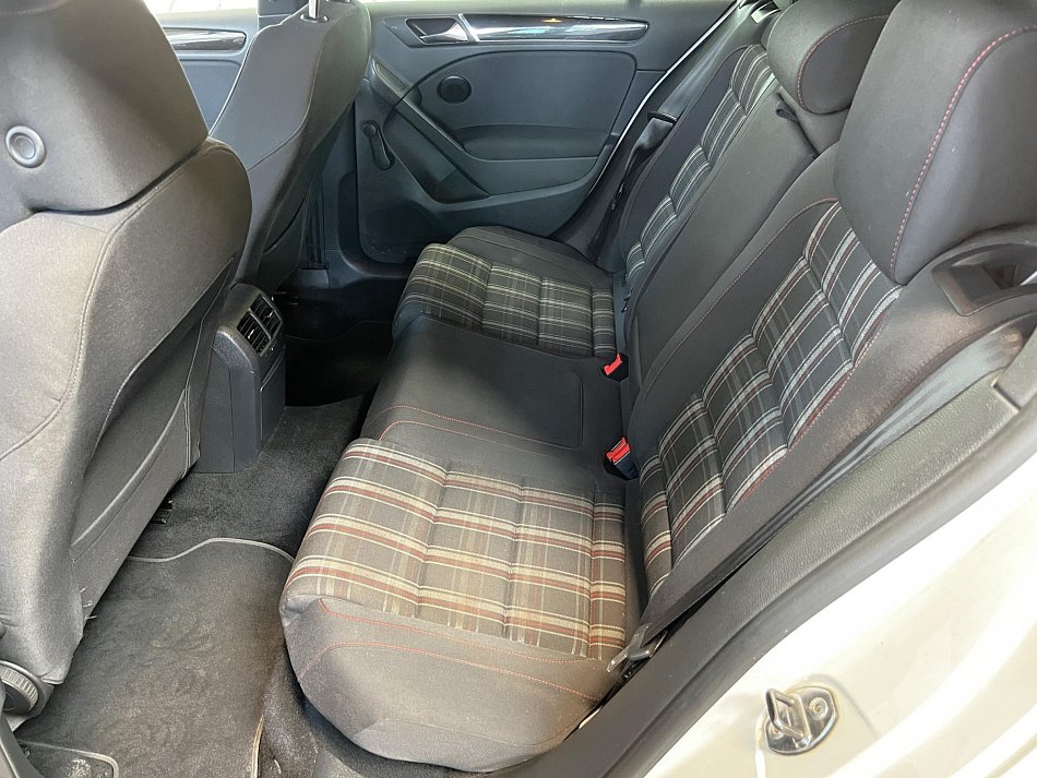 Volkswagen Golf 2.0 TSi GTi