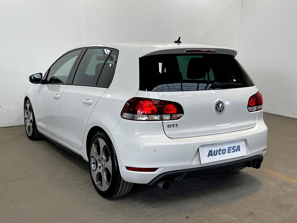 Volkswagen Golf 2.0 TSi GTi