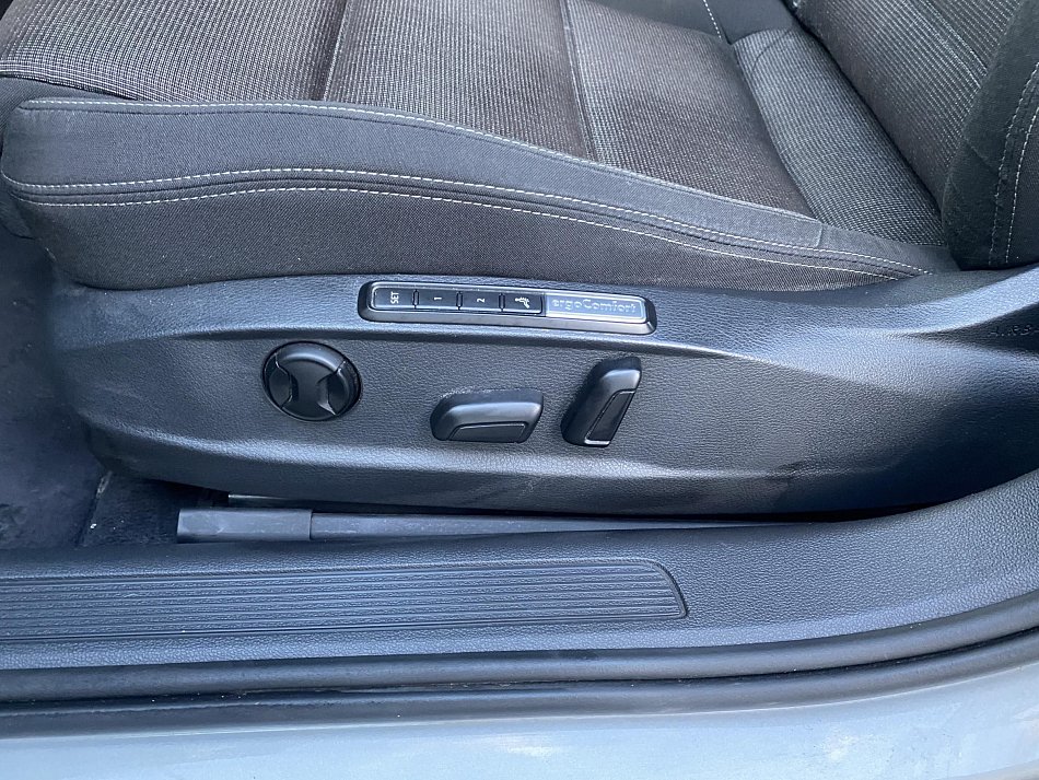 Volkswagen Passat 2.0 TDi Comfortline