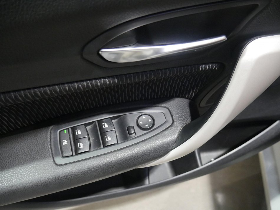 BMW Řada 1 1.6i  116i