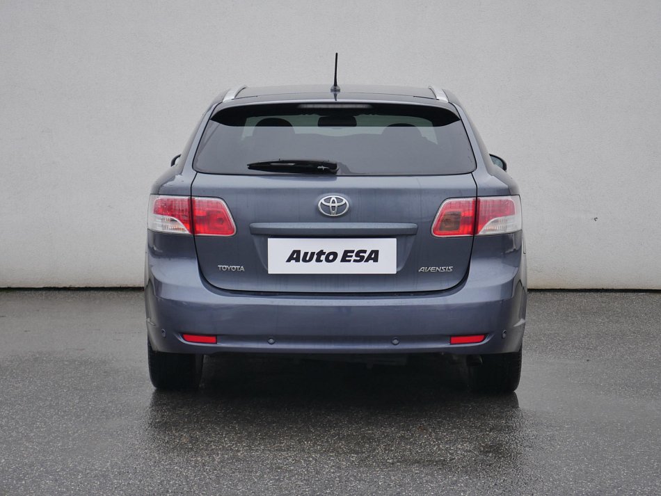 Toyota Avensis 2.2 D4-D Premium