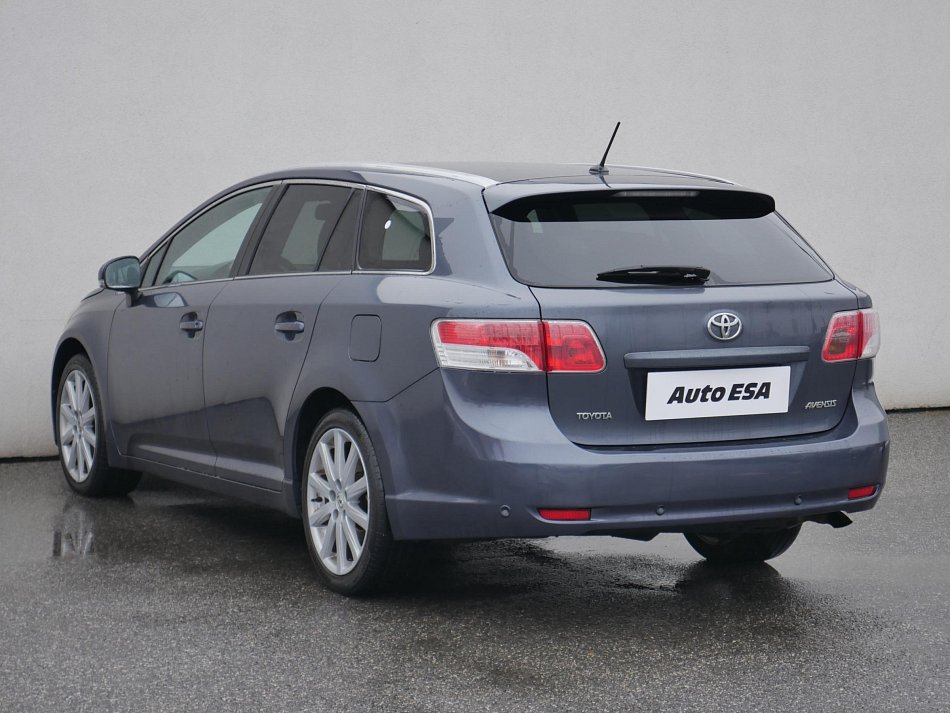 Toyota Avensis 2.2 D4-D Premium