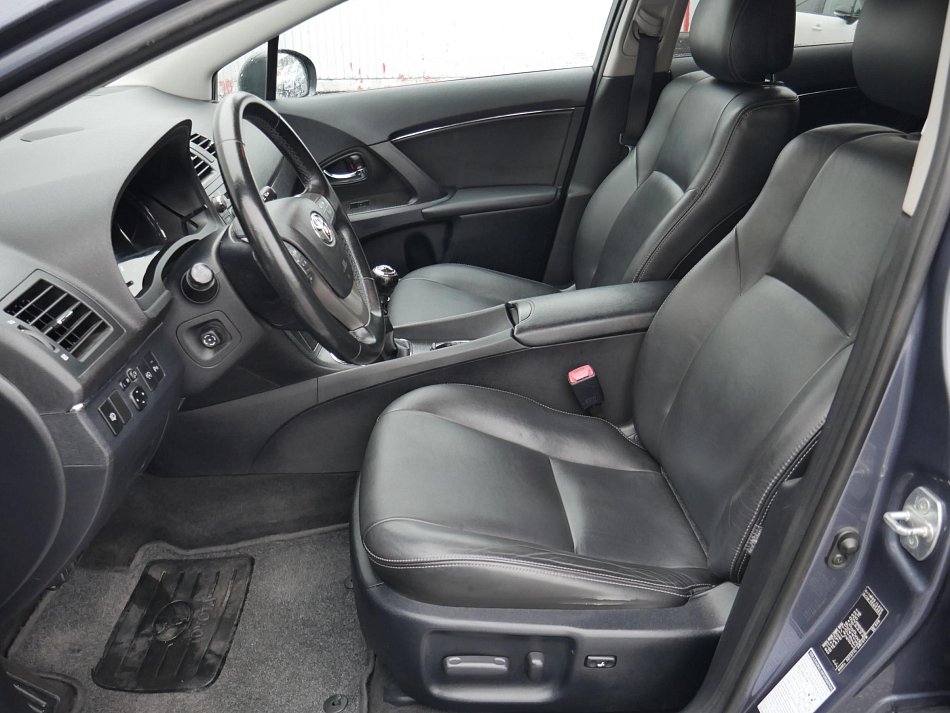 Toyota Avensis 2.2 D4-D Premium