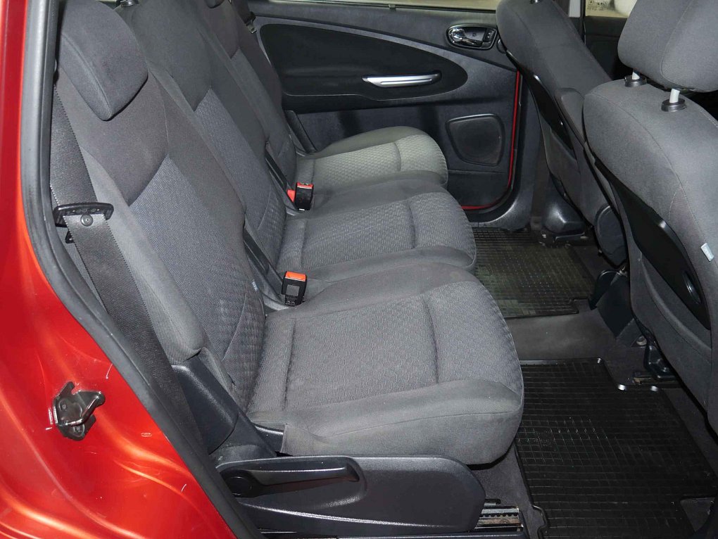 Ford Galaxy 2.0 TDCi  7míst