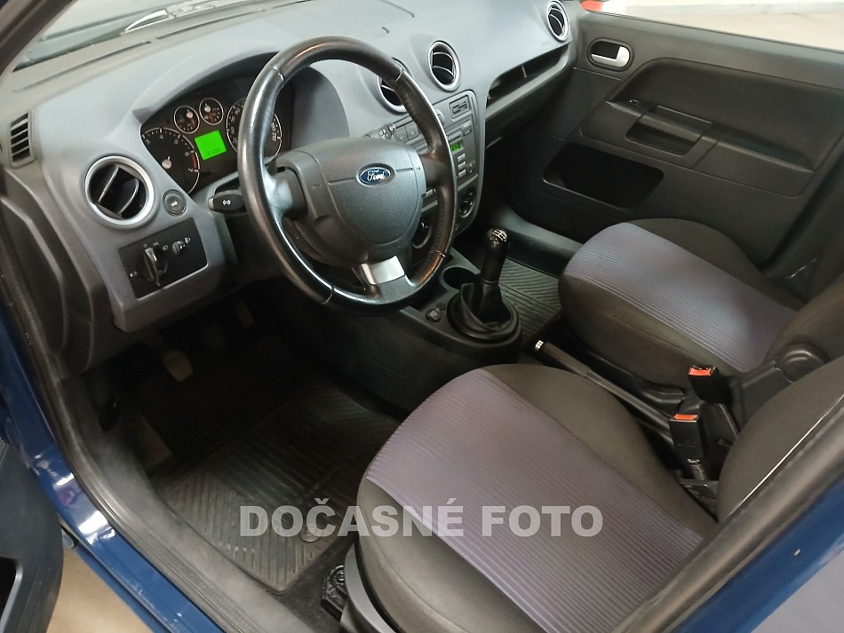 Ford Fusion 1.4 i 