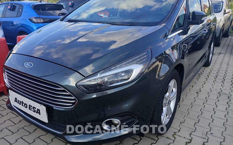 Ford S-MAX 1.5i 