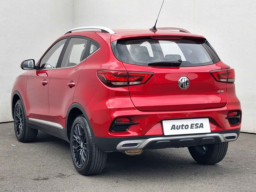 MG ZS 1.5i Essential