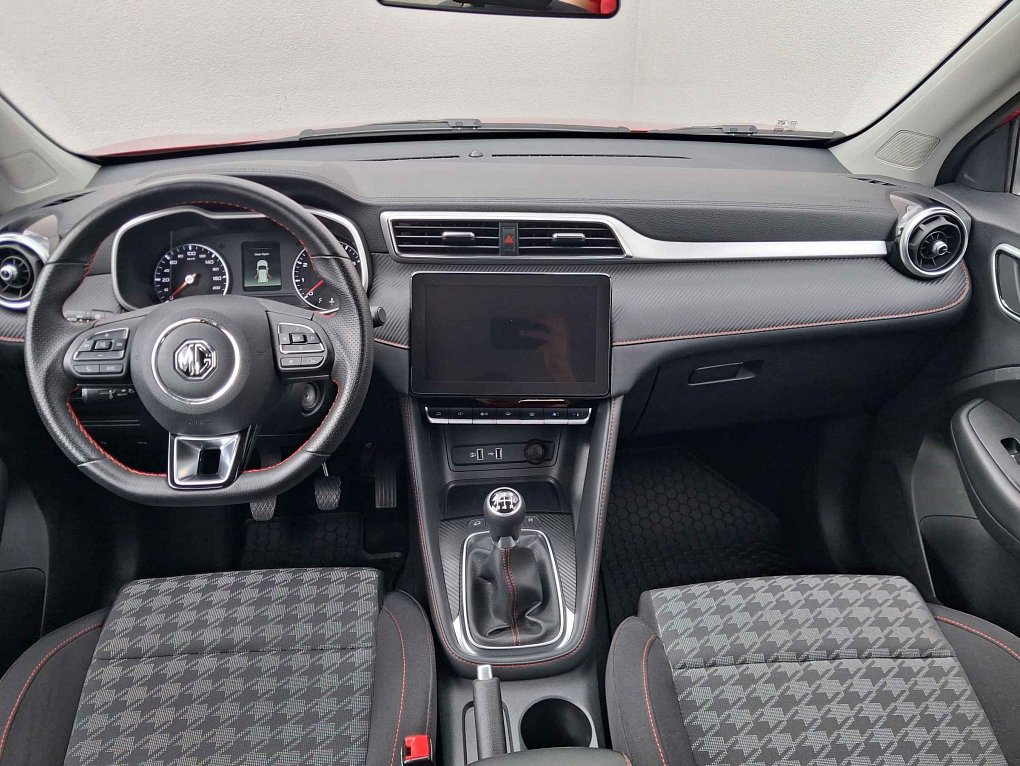 MG ZS 1.5i Essential