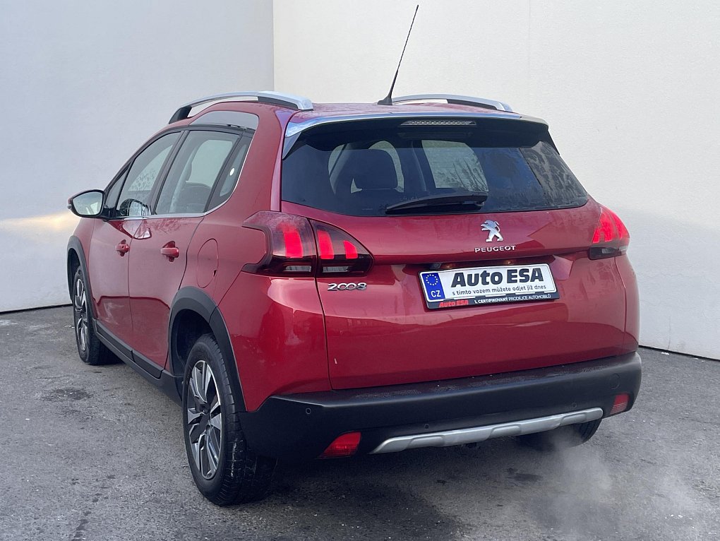 Peugeot 2008 1.2 PT Allure