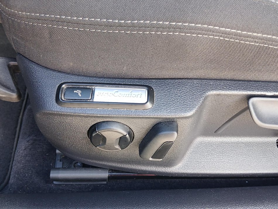 Volkswagen Passat 2.0 TDi 