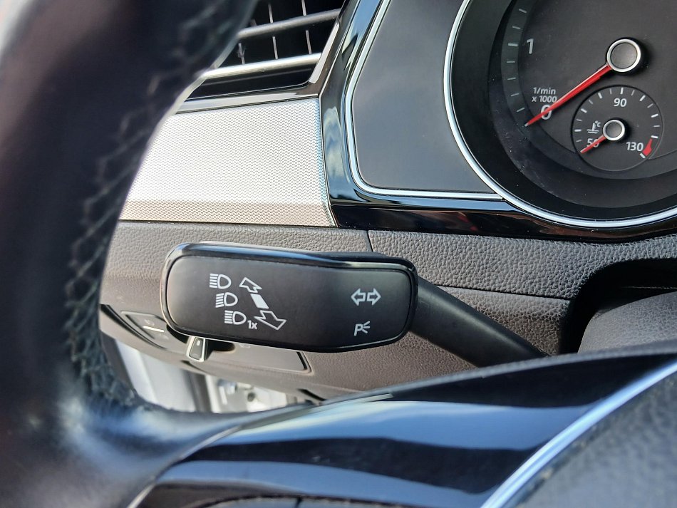 Volkswagen Passat 2.0 TDi 