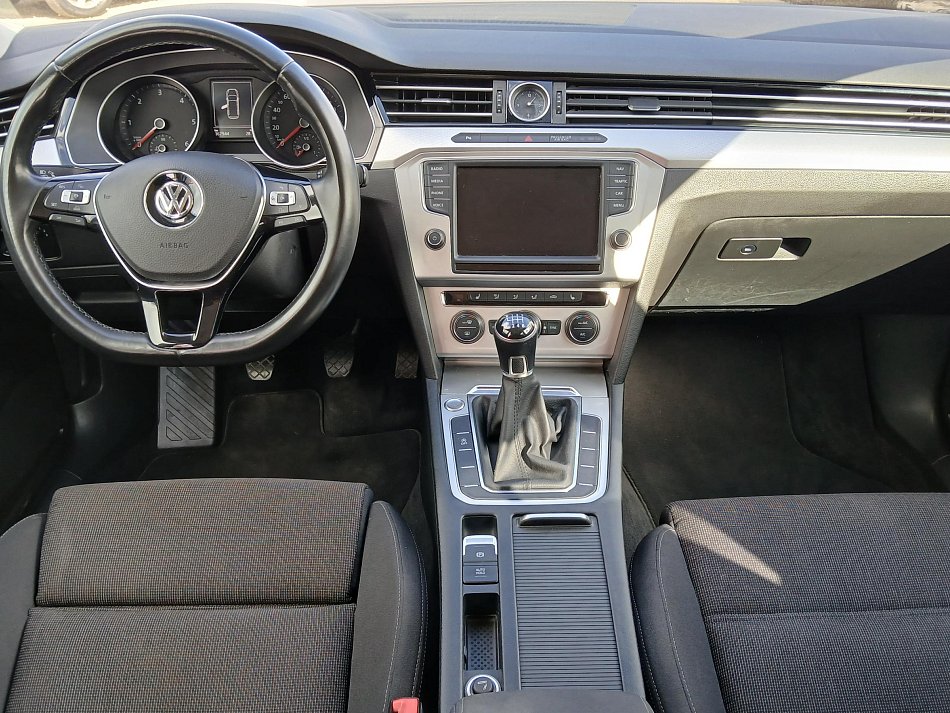 Volkswagen Passat 2.0 TDi 