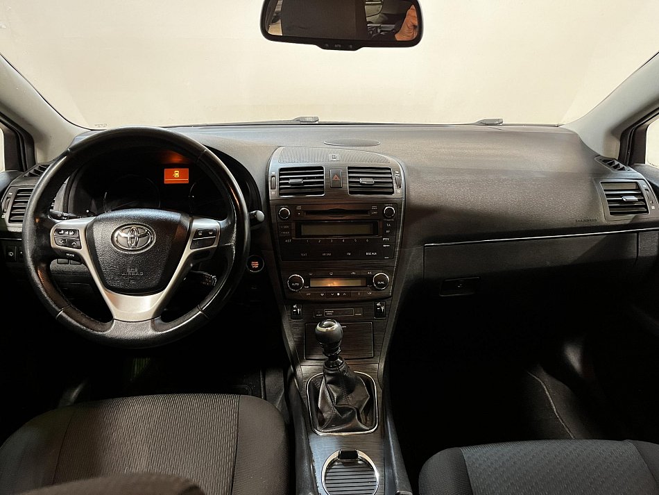 Toyota Avensis 2.2 D-CAT 