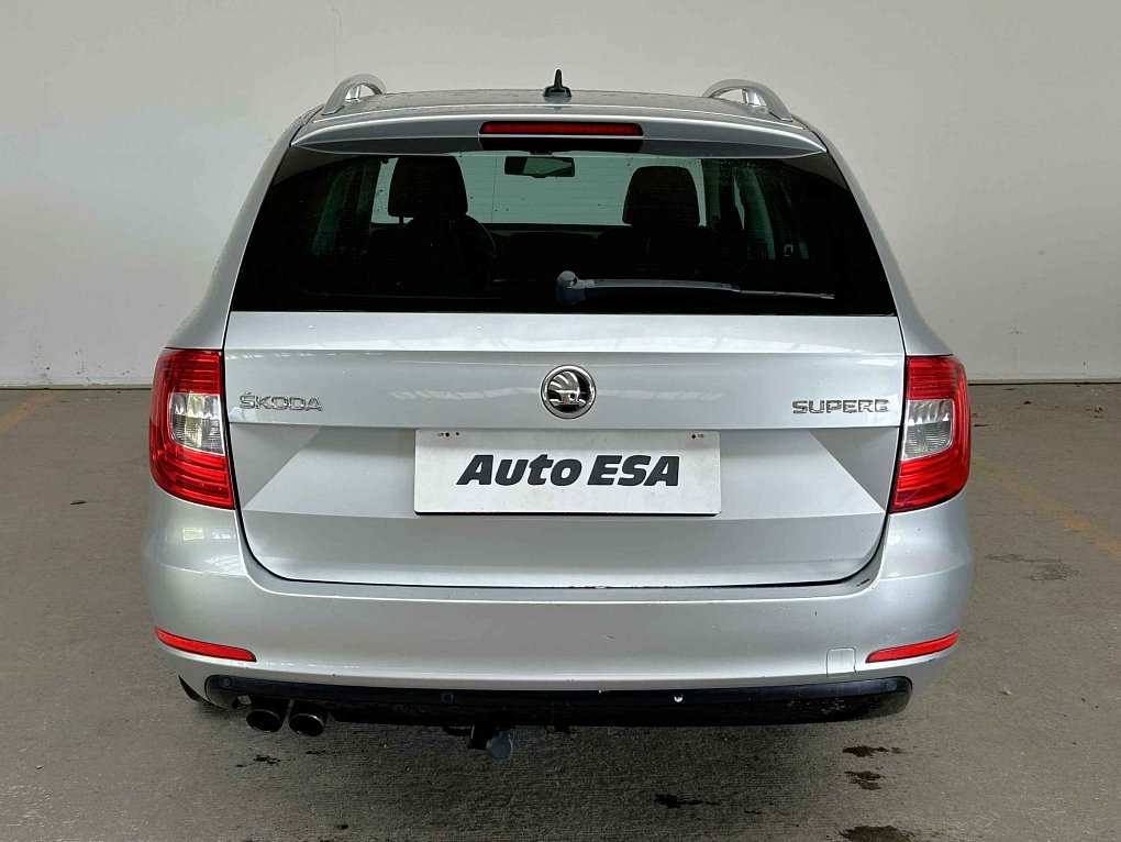 Škoda Superb II 2.0 TDi Elegance