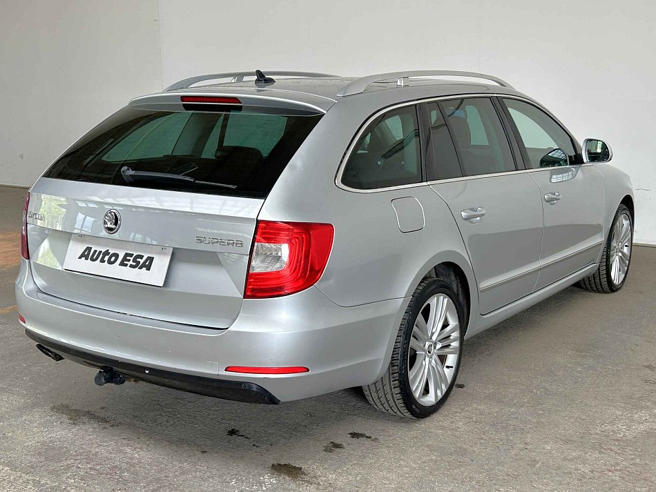 Škoda Superb II 2.0 TDi Elegance