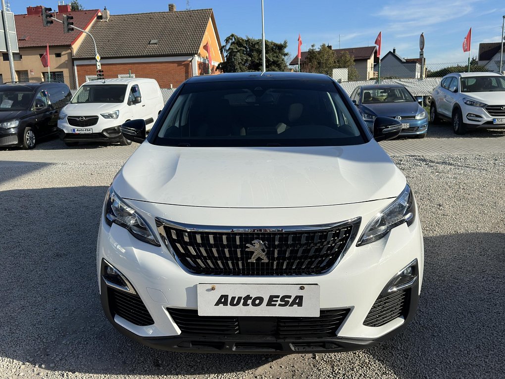 Peugeot 3008 1.2PT 
