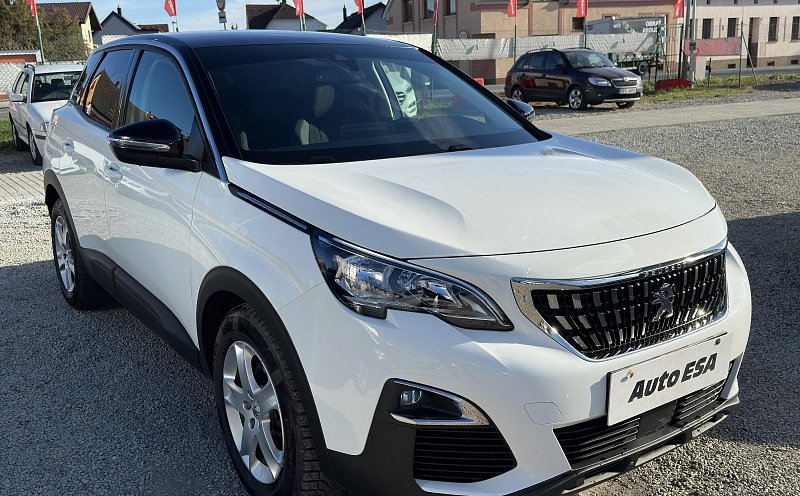 Peugeot 3008 1.2PT 