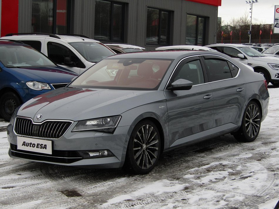 Škoda Superb III 2.0TSi  4x4