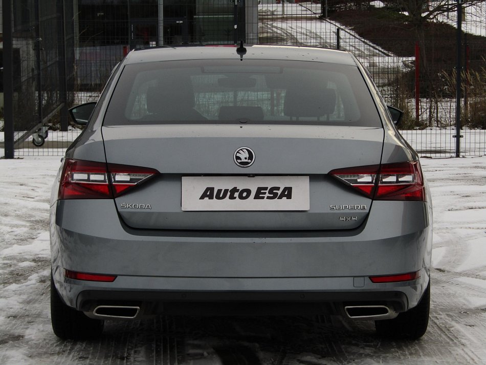 Škoda Superb III 2.0TSi  4x4