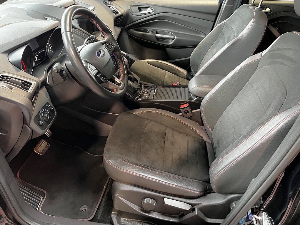Ford Kuga 2.0 TDCi ST-Line 4x4