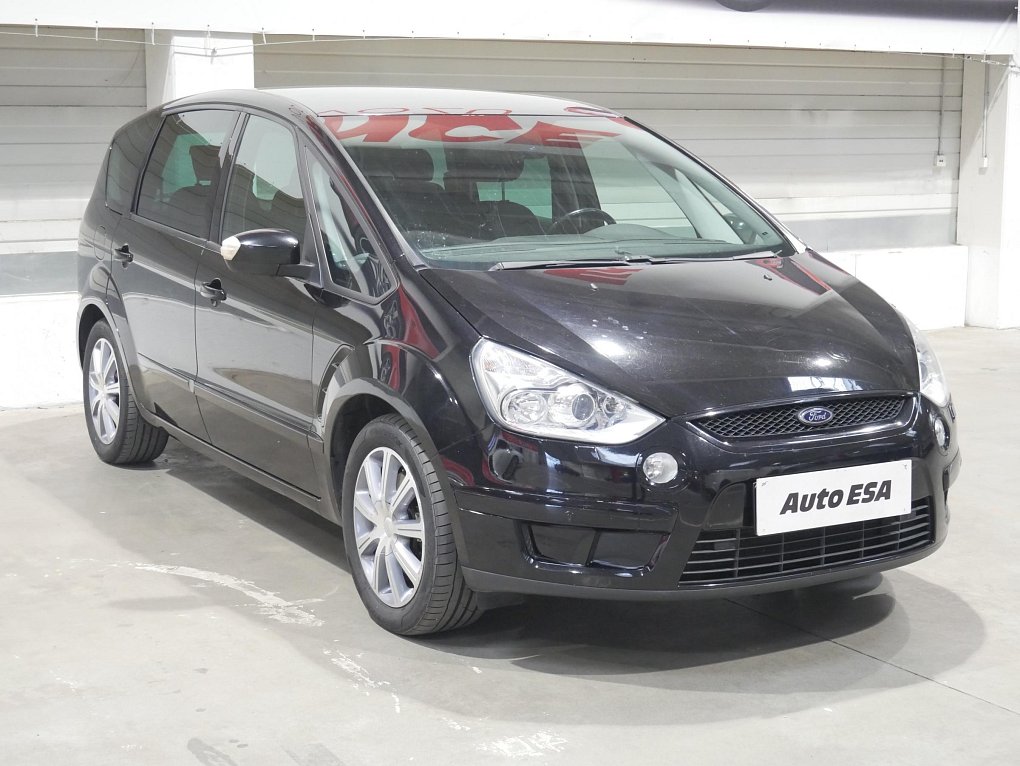 Ford S-MAX 2.5  7míst