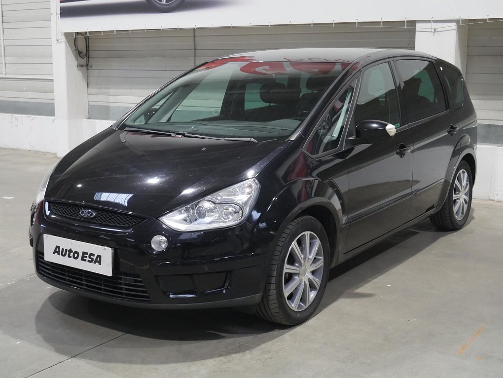 Ford S-MAX 2.5  7míst