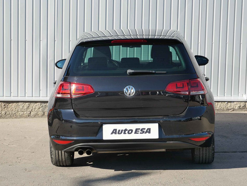 Volkswagen Golf 2.0 TDi Highline VII