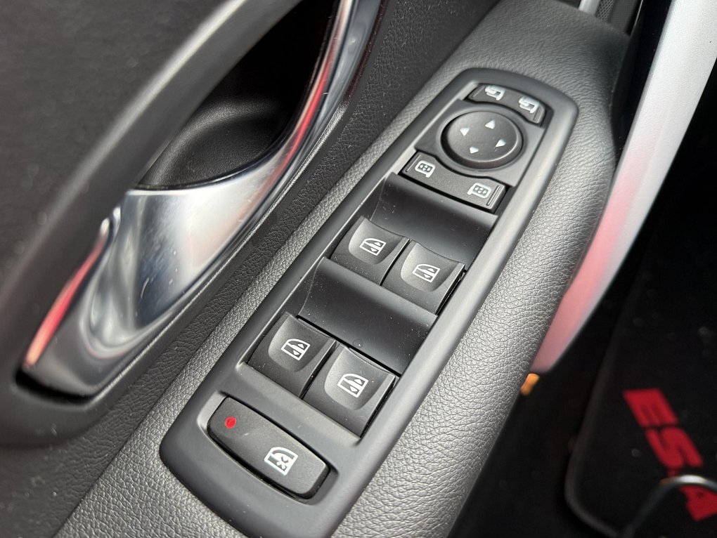 Renault Fluence 1.6i 