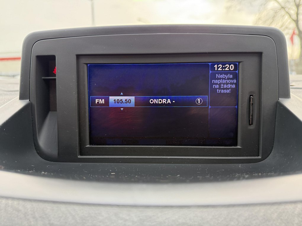 Renault Fluence 1.6i 