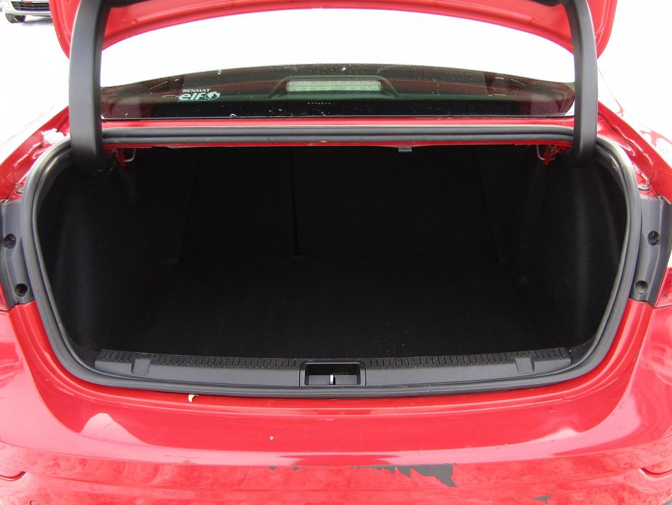 Renault Fluence 1.6i 