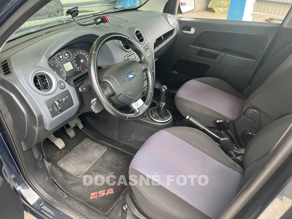 Ford Fusion 1.4i 