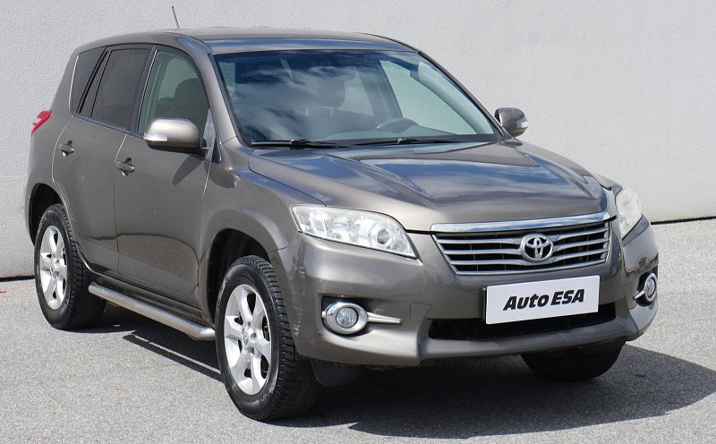 Toyota RAV4 2.0i 