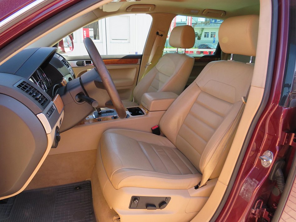 Volkswagen Touareg 3.0TDI 