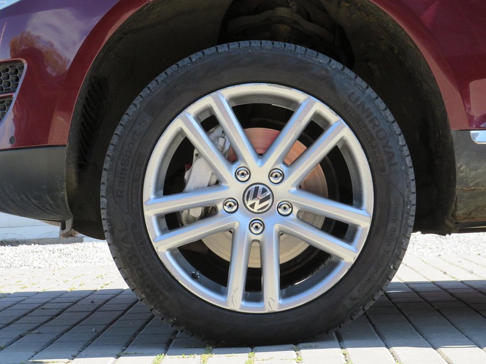 Volkswagen Touareg 3.0TDI 