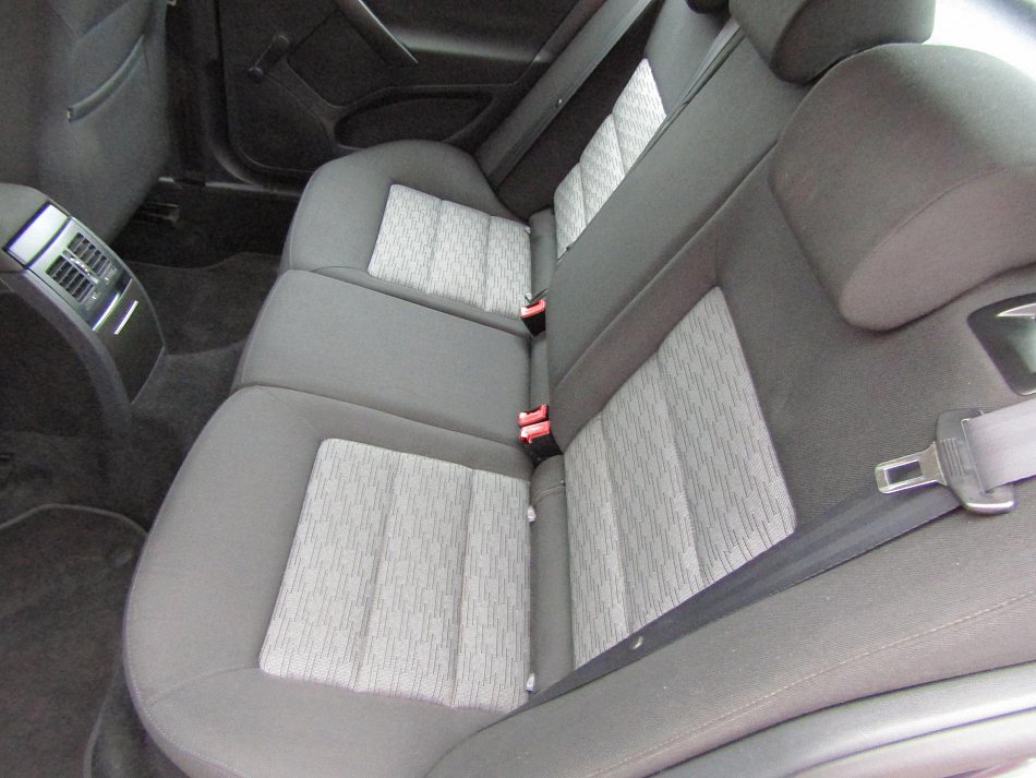 Škoda Octavia II 1.6MPi 