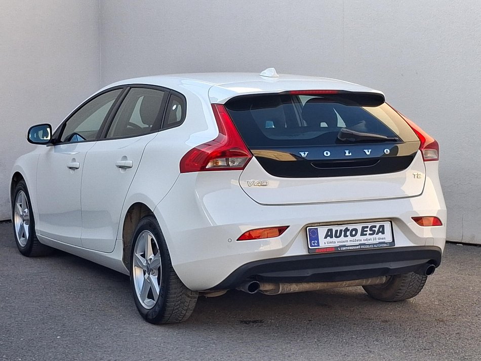 Volvo V40 1.6 D2 